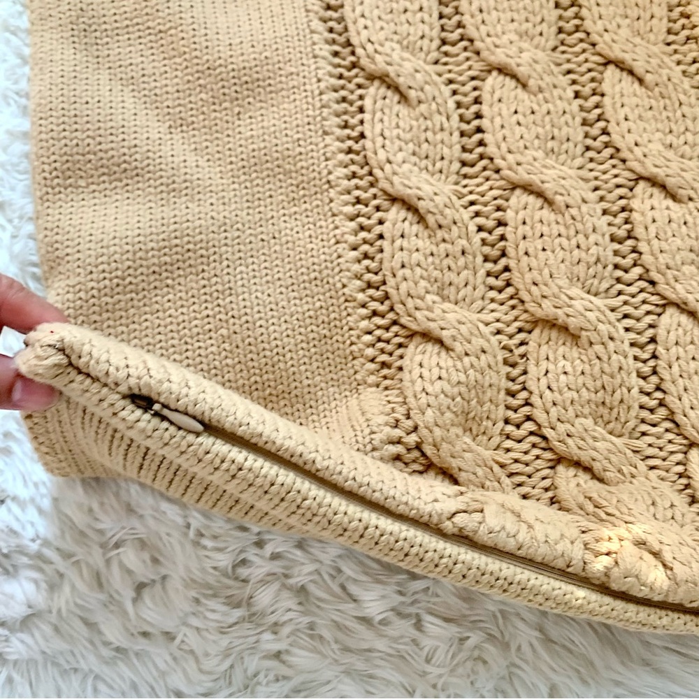Pottery Barn Chunky Cable Knit 20” Pillow Cover - Picture 6 of 12
